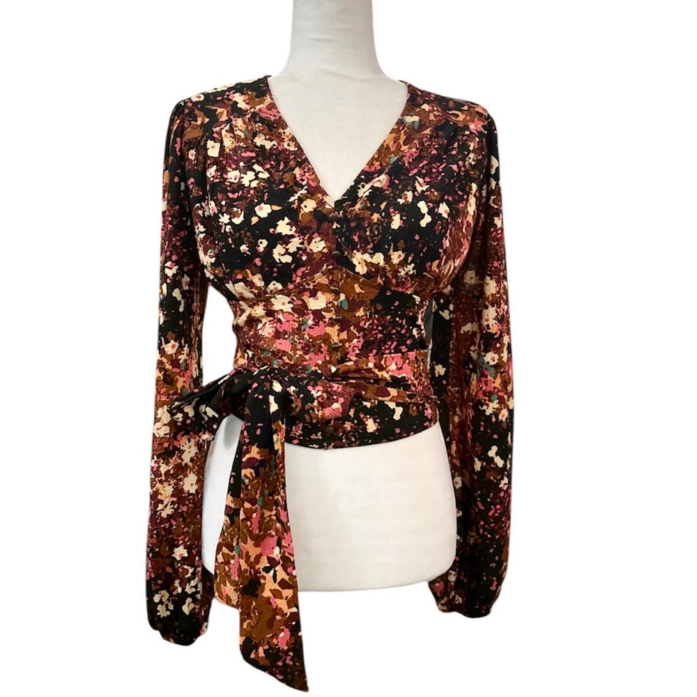 Anthropologie women’s balloon sleeve blouse - size S
